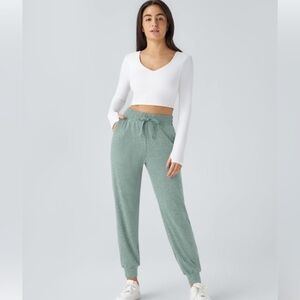 Halara High Waisted Ruched Butt Yoga Joggers